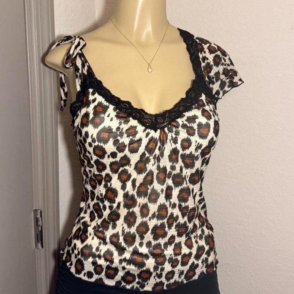 Super unique Kookai tank top with one semi sleeve!